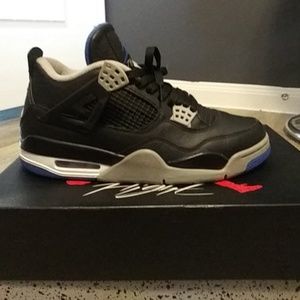 Jordan 4s